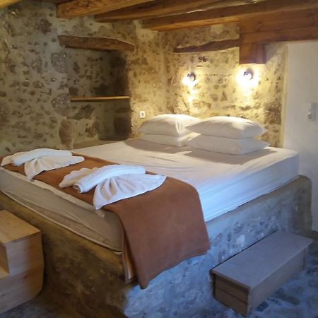 Heracles Traditional Cretan Houses Spílion Rum bild