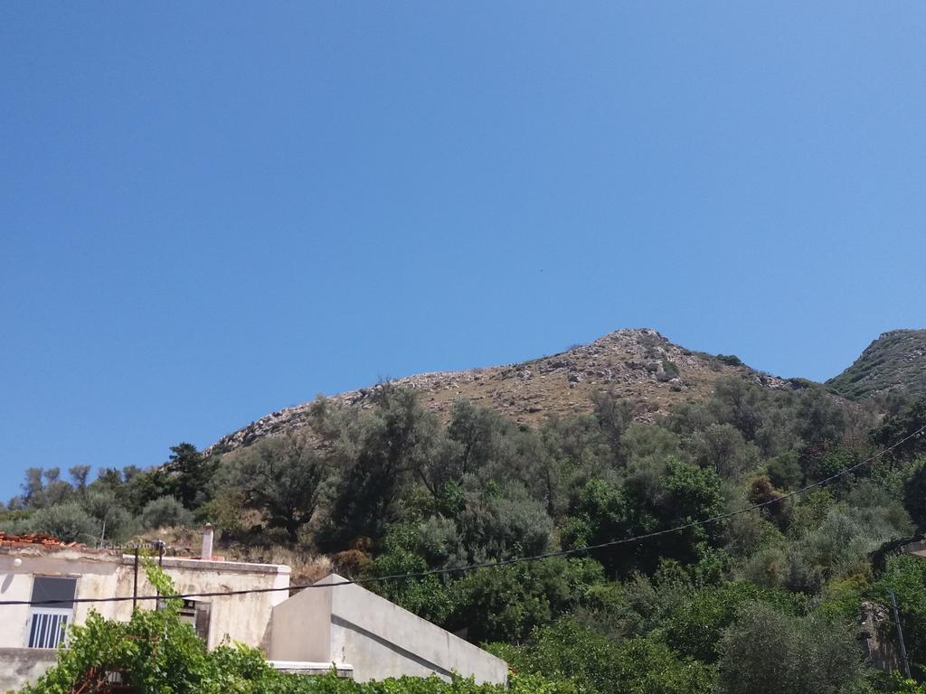 Heracles Traditional Cretan Houses Spílion Rum bild
